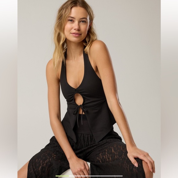 NWT Aerie The Hugger Halter Top in True Black Sz XS. - Picture 1 of 11
